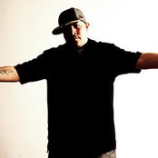 V-zilla - List pictures