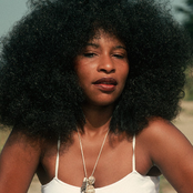 Chaka Khan - List pictures