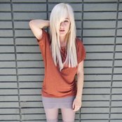 Zola Jesus - List pictures