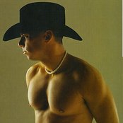 Kenny Chesney - List pictures