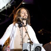 Amorphous Androgynous - List pictures