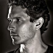 Yoav - List pictures