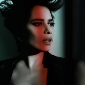 Vicci Martinez - List pictures
