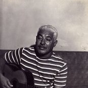 Dorival Caymmi - List pictures