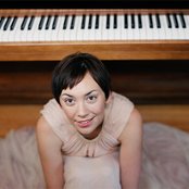 Inara George - List pictures