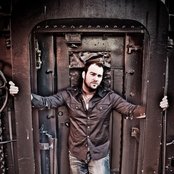 Lee Brice - List pictures