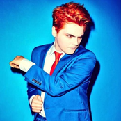 Gerard Way - List pictures