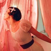 Inara George - List pictures