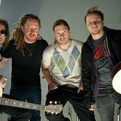 Shinedown - List pictures