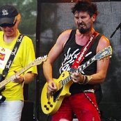 Visaci Zamek - List pictures