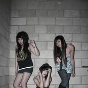 Millionaires - List pictures