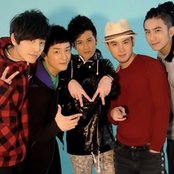 M.i.c - List pictures