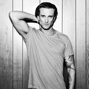 Daniel Powter - List pictures