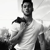 Nick Jonas - List pictures