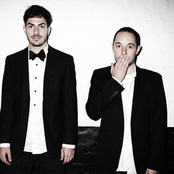 Bag Raiders - List pictures