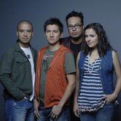 Rojo - List pictures