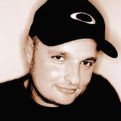 Dave Pearce - List pictures