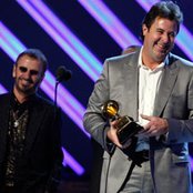 Vince Gill - List pictures