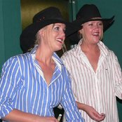 Sunny Cowgirls - List pictures