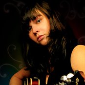 Polly Paulusma - List pictures