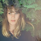 White Poppy - List pictures