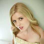 Simone - List pictures