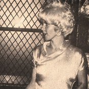 Kate Pierson - List pictures