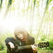 Hannah Georgas - List pictures