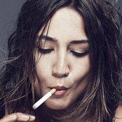 Izia - List pictures