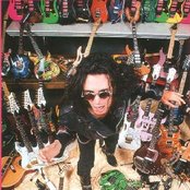 Steve Vai - List pictures