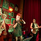 Penny & The Swingin' Cats - List pictures