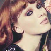 Karen Elson - List pictures