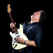 Coco Montoya - List pictures
