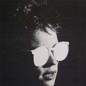 Laurie Anderson - List pictures