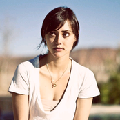 Dia Frampton - List pictures