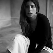 Ariana And The Rose - List pictures