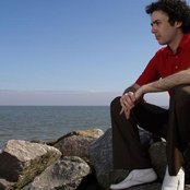 High Contrast - List pictures