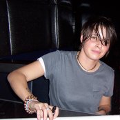 Alex Parks - List pictures