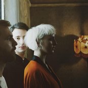 Vaults - List pictures