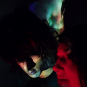 Cat's Eyes - List pictures