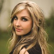 Sunny Sweeney - List pictures