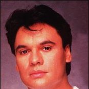 Juan Gabriel - List pictures