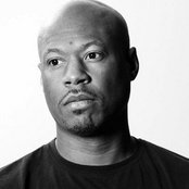 Robert Hood - List pictures
