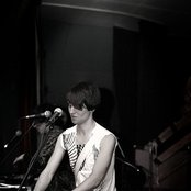 La Priest - List pictures