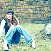 Kerri Powers - List pictures