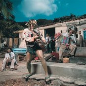 Carlos Vives - List pictures