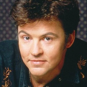Paul Young - List pictures