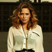 Bethany Joy Lenz - List pictures
