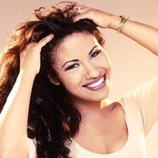 Selena - List pictures