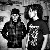 Laze & Royal - List pictures